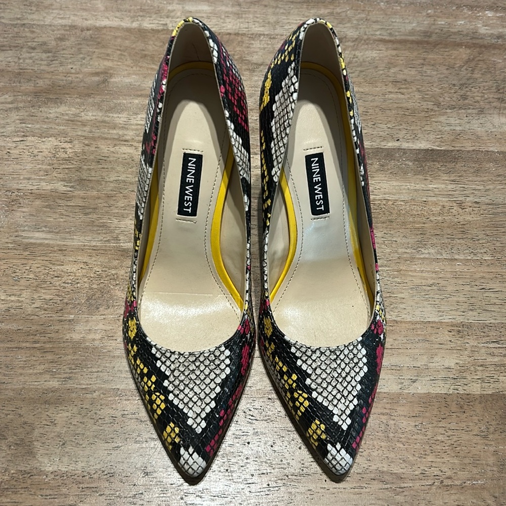 Nine West colorful snakeskin heels, size 7.5